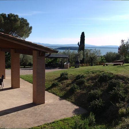 Antico Casale Tiravento Lejlighedshotel Passignano sul Trasimeno Eksteriør billede