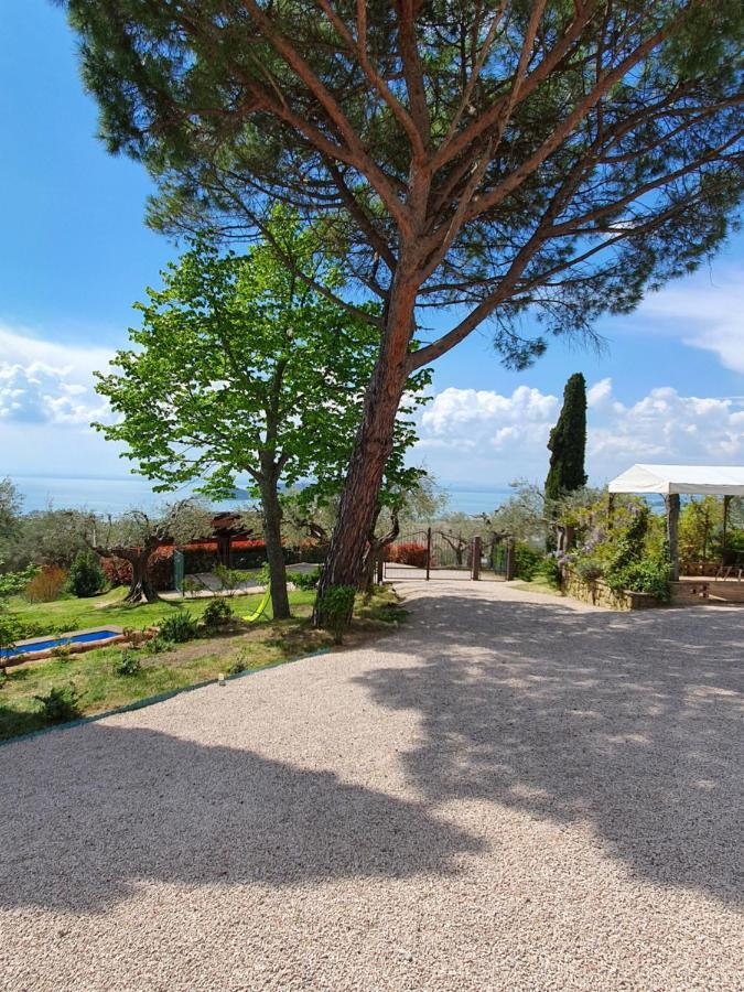 Antico Casale Tiravento Lejlighedshotel Passignano sul Trasimeno Eksteriør billede
