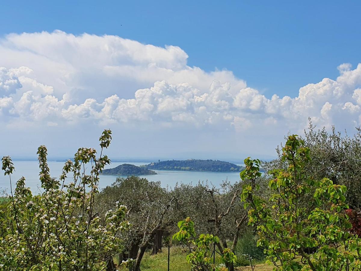 Antico Casale Tiravento Lejlighedshotel Passignano sul Trasimeno Eksteriør billede