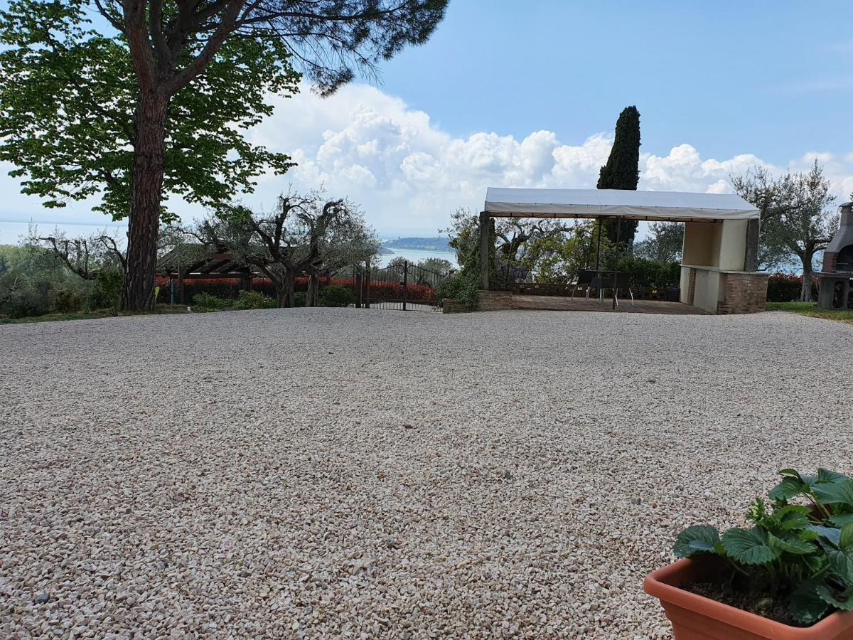 Antico Casale Tiravento Lejlighedshotel Passignano sul Trasimeno Eksteriør billede
