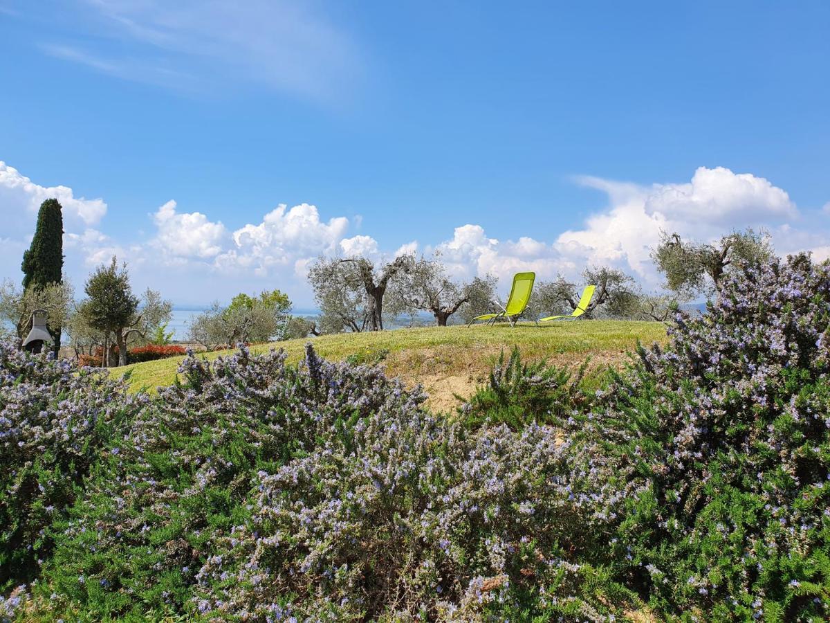 Antico Casale Tiravento Lejlighedshotel Passignano sul Trasimeno Eksteriør billede