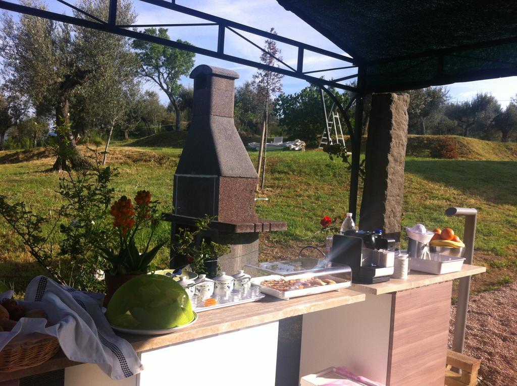 Antico Casale Tiravento Lejlighedshotel Passignano sul Trasimeno Eksteriør billede